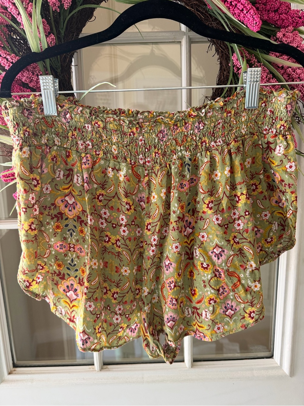 Anthropologie Green Floral Smocked Waist Shorts, 100% Viscose, flowy/light